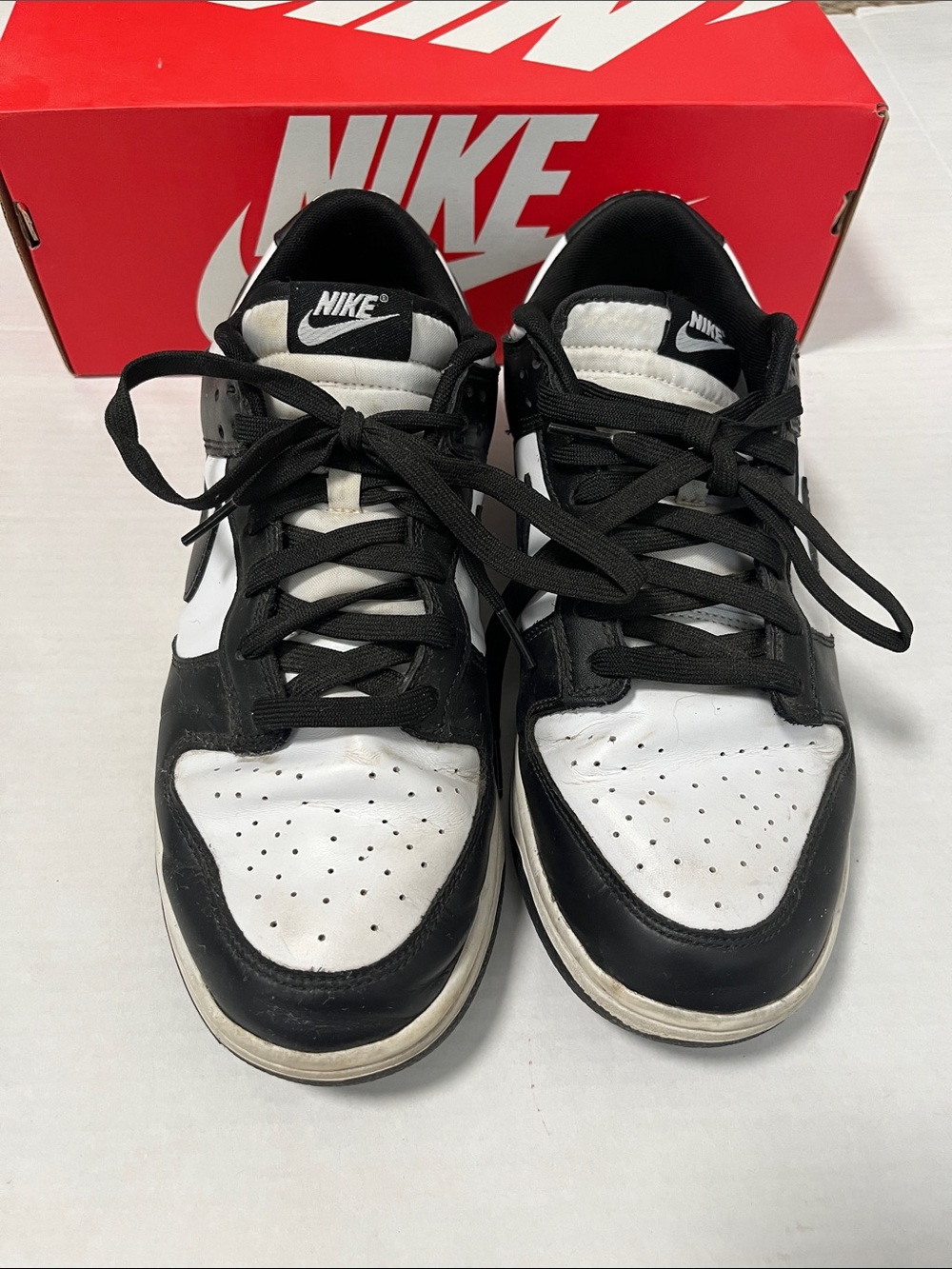 Nike Men’s Panda Dunk Low Retro Sneakers